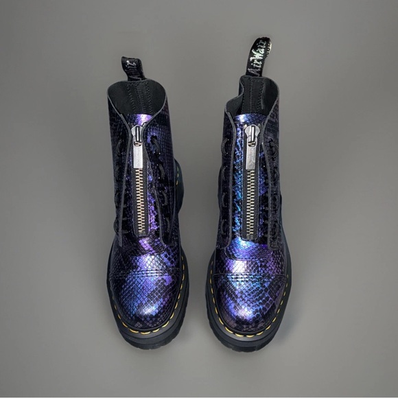 Dr. Martens Sinclair Boots Womens Size 8 Purple Snake Platform Zip Lace Up New - Picture 3 of 5